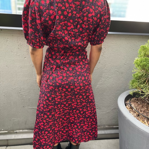 NWOT Sumaia Wrap Midi Dress Uma Floral Print - Picture 4 of 14